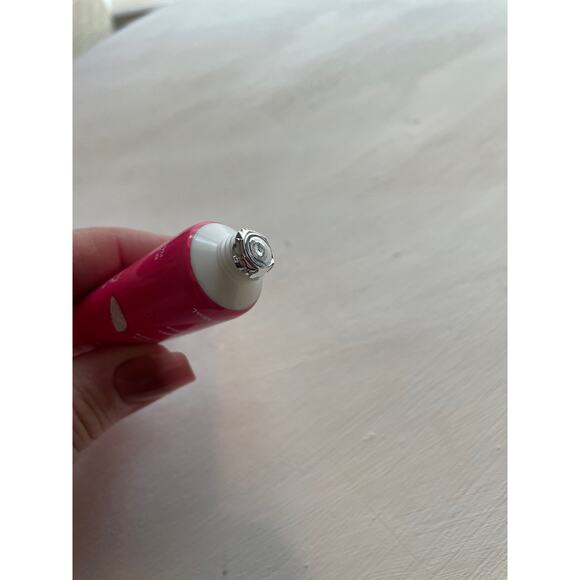 New Purlisse Dragonfruit + Niacinamide Moisturizer All Skin Types 0.5fl oz. - Picture 6 of 6